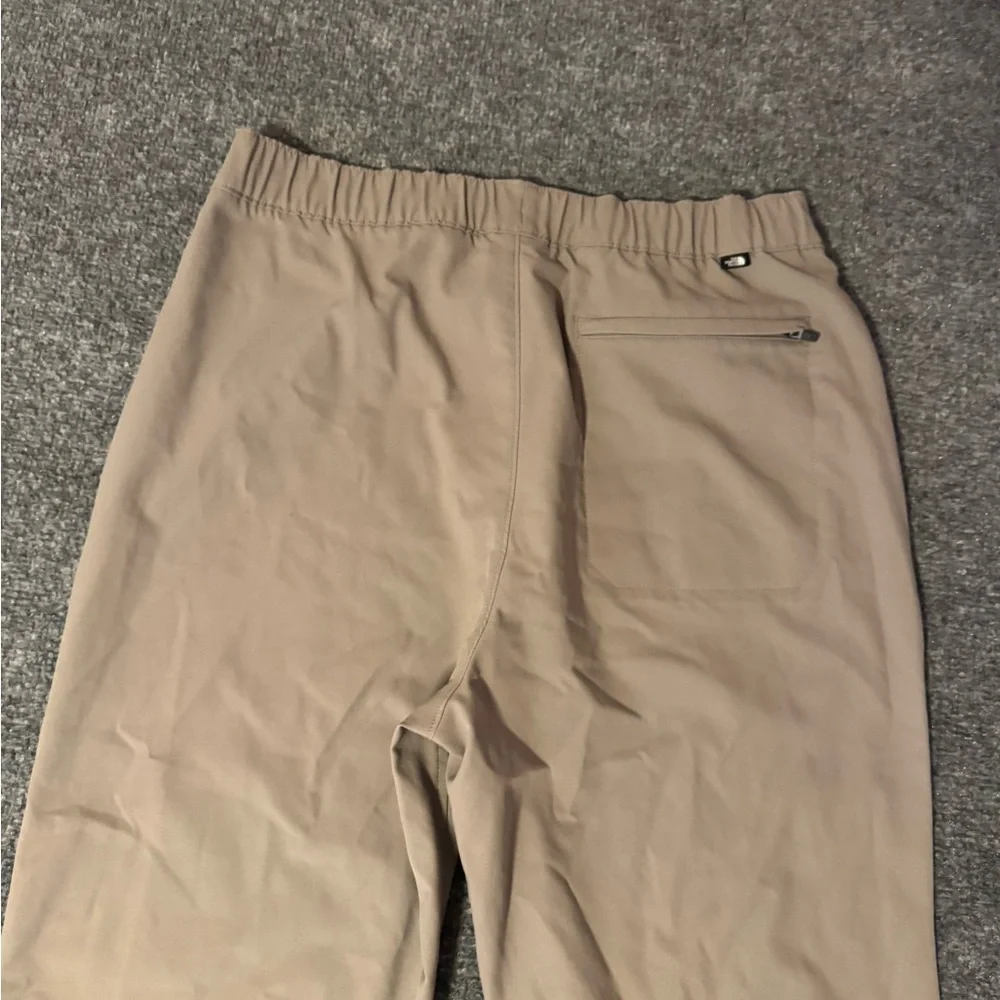 The North Face Never Stop Men's Jogger Pant Khaki Beige Pull‎ On Size Medium